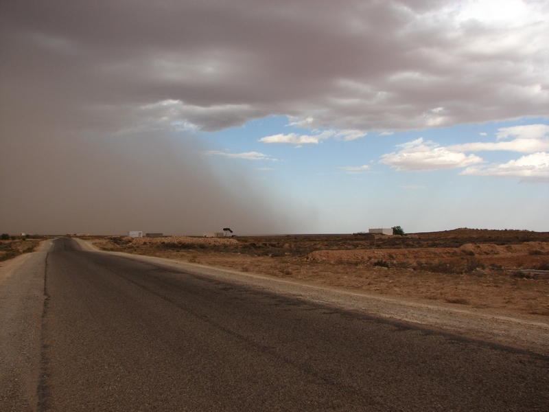 sur la route Tataouine tempete