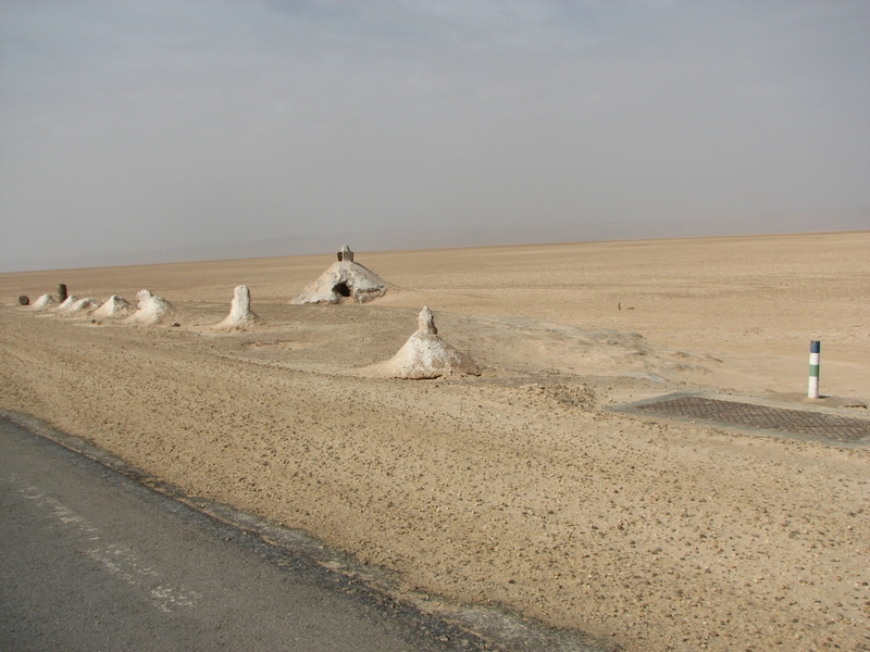 entre Kebili et Degache désert de sel